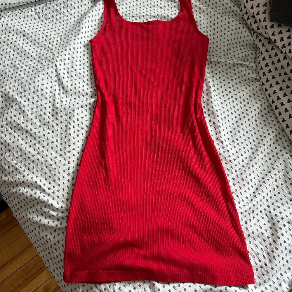 Red bodycon dress